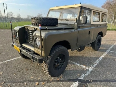 Land Rover 109