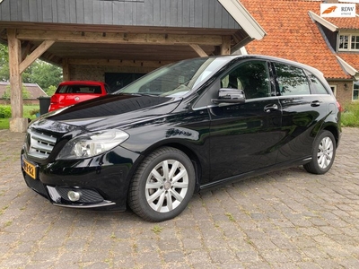 Mercedes-Benz B-klasse 180 Ambition, slechts 37299 km!