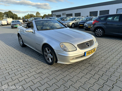 Mercedes SLK-klasse 200 K. HANDEL EXPORT ZO MEE