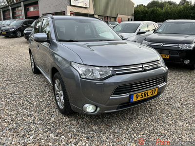 Mitsubishi Outlander 2.0 PHEV Instyle+,2e eigenaar, Full option