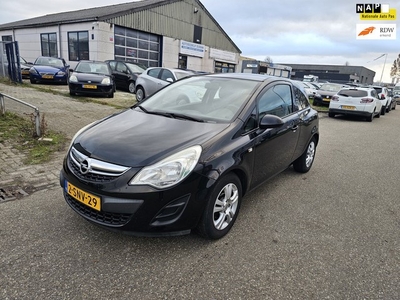 Opel Corsa 1.2-16V Cosmo 3-deurs Airco Bj:2011