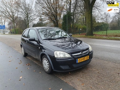 Opel Corsa 1.2-16V Rhythm