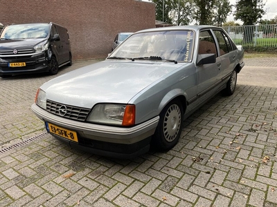 Opel Rekord LS 1.8 S 2.0 Semi Oldtimer