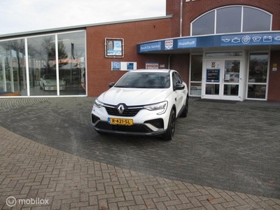 Renault Arkana 1.6 E-Tech Hybrid 145 R.S. Line