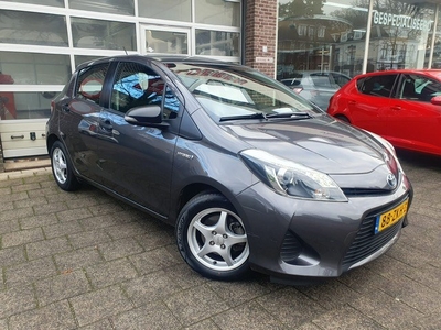 Toyota Yaris 1.5 Full Hybrid Comfort NL auto Lm velgen