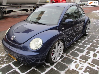 Volkswagen New Beetle 1.6 airco/leer