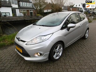 Ford Fiesta 1.6 Sport 120pk Clima Cruise PDC Historie Geen