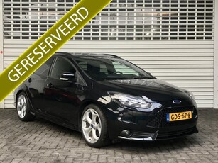 Ford FOCUS Wagon 2.0 EcoBoost ST-3 Rijklaarprijs!