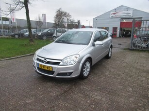 Opel Astra 1.8 Elegance Automaat Nette Auto (bj 2004)