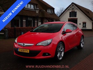 Opel Astra GTC 1.4 TURBO SPORT+