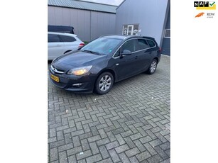 Opel Astra Sports Tourer 1.6 CDTi Business +