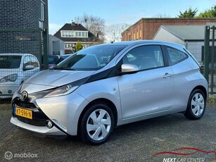 Toyota Aygo 1.0 VVT-i x-play Automaat