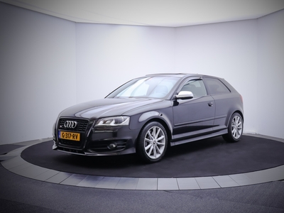 AUDI A3 S3 2.0T 266Pk S3 Quattro Ambition PANO/BOSE/LEDER/STOELVERW./BLUETOOTH/CRUISE/CLIMA/PDC/LMV