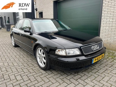 Audi A8 2.8 quattro G3 *APK Spik en span (bj 1995)