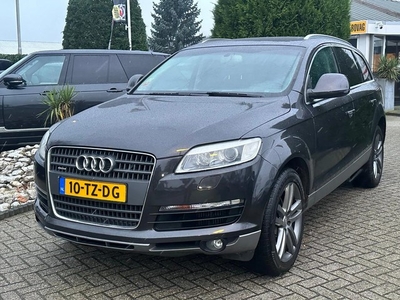 Audi Q7 3.0 TDI 7-Persoons Luchtvering Youngtimer 5+2