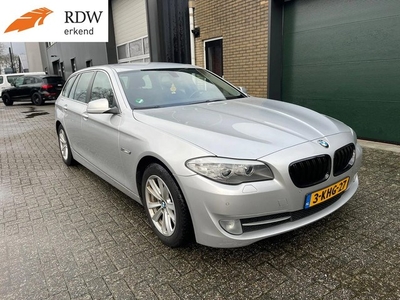 BMW 5 Serie Touring 520d *AUT *LEER *CLIMA *PDC *APK