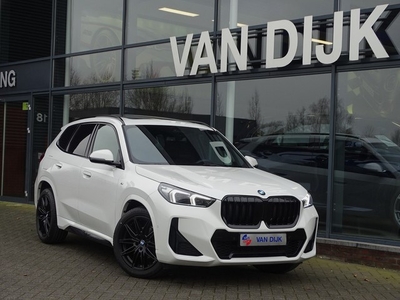 BMW X1 18i sDrive M Sportpakket Pano.Dak Leder Memorystoel