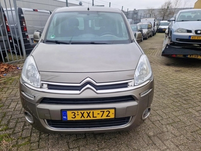 Citroën Berlingo 1.6hdi diesel rijd super (bj 2013)