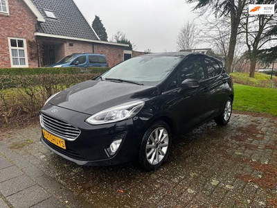 Ford Fiesta 1.0 EcoB 100pk! Apple/Android Carplay!