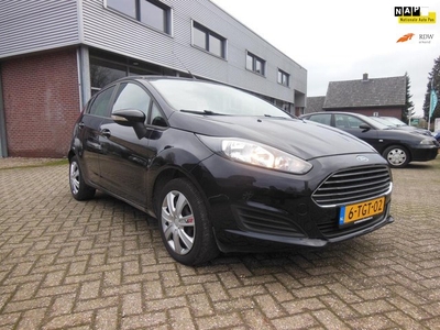 Ford Fiesta 1.0 Style € 8.650,- 2014 5 DRS. ALS NIEUW ,1JR.