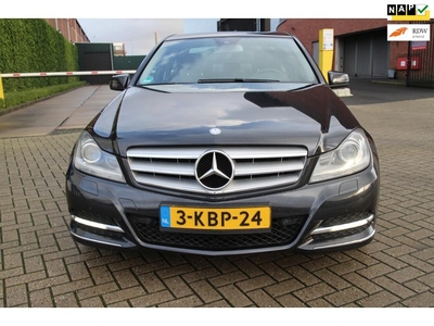 Mercedes-Benz C-klasse 200 Ambition Avantgarde_NETTE AUTO