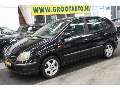 Nissan Almera Tino 1.8 Ambience OPKNAPPER Airco, Trekhaak