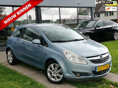 Opel Corsa 1.4-16V Cosmo