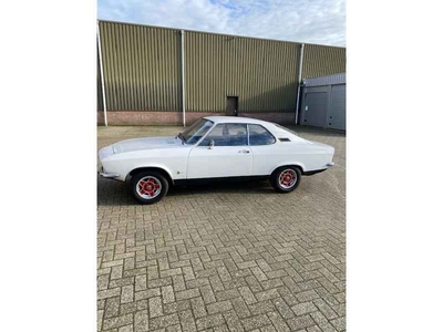 Opel Manta AUTOMATIC