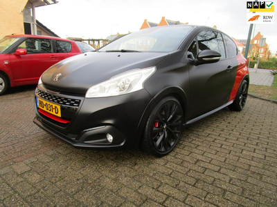 Peugeot 208 1.6 GTi bij Peugeot Sport 208pk 30TH edition