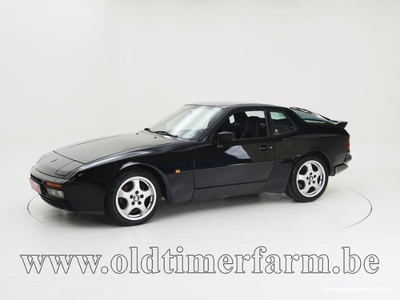 Porsche 944 S2 '90 CH0395