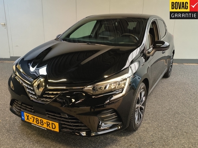 RENAULT CLIO 1.0 TCe 90 Techno X-Tronic AUTOMAAT uit 2023 Rijklaar + Fabrieksgarantie tot 4-2026 Henk Jongen Auto's in Helmond, al 50 jaar service zoals 't hoort!