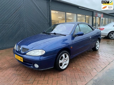 Renault Mégane Cabrio 1.6-16V Sport - Automaat - Leer - Inr