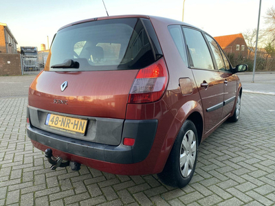 Renault Scenic 1.6-16V Expression Basis