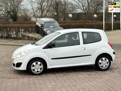 Renault Twingo 1.2 Authentique,bj.2008,kleur:wit,APK tot