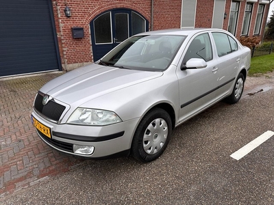 Skoda Octavia 1.6 Ambiente apk t/m 23-10-2024