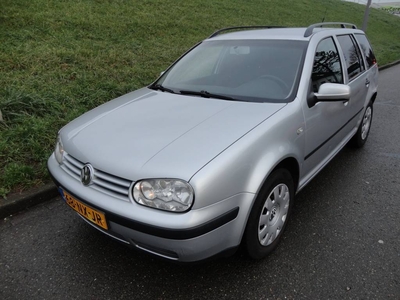 Volkswagen Golf 1.9 TDI Comfortline Apk 8-24