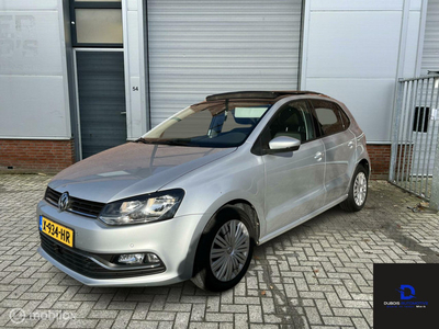 Volkswagen Polo 1.2 TSI Highline| AUTOPAS| PANO|CARPLAY|FULL