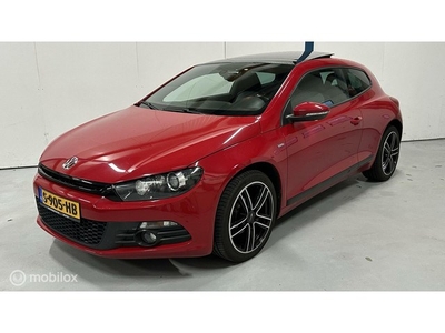 Volkswagen Scirocco 1.4 TSI Highline Plus PANO / XENON /