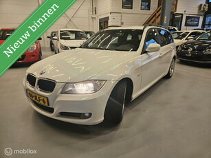 BMW 3-serie Touring 318i Executive (2009) Airco|APK|LED|