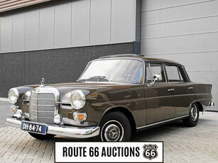 Mercedes 200 Automatic 1967 | Route 66 auctions