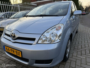 Toyota Corolla Verso 1.6 VVT-i Terra