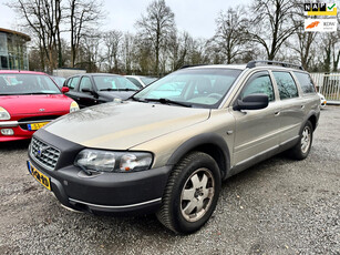 Volvo V70 Cross Country 2.4 T Comfort Line/AWD/AUT/SCHUIFDAK/LEDER/APK 03-01-2026