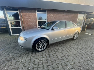 Audi A4 1.8 Turbo Auto heeft lang stil gestaan!!!!