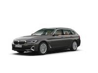 BMW 5-serie Touring 530e Business Edition Plus Luxury Line - Panoramadak - Comfort Access - Laserlight - Driving Assistant Pro - Comfortstoelen - Stoelverwarming Achter