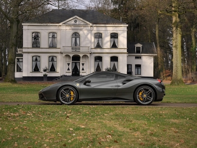 Ferrari 488 Benzine