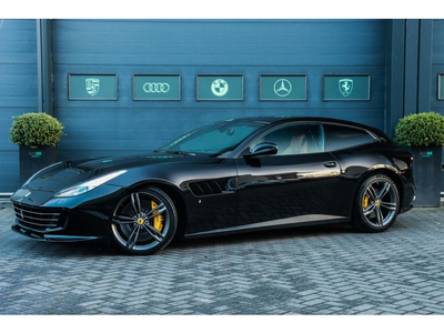 Ferrari GTC4 6.3 V12 Lusso|Passenger Display|Lift|NEW POWER