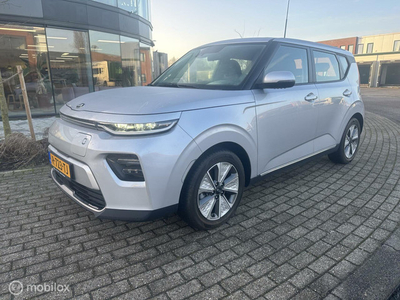 Kia e-Soul DynamicLine 64 kWh 3-fASE/Apple Car Play/ € 2.000,- SUBSIDE MOGELIJK