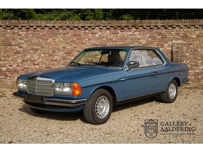 Mercedes-Benz 230C TOP ORIGINAL Only 57000 km, 90% first