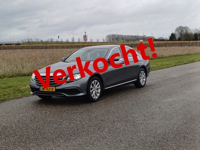 MERCEDES E-KLASSE 200 Ambition Prachtige auto! | NL geleverd! | Dealer onderhouden! | Sfeer | Navi