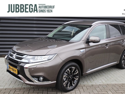 Mitsubishi Outlander 2.0 PHEV Executive Edition Trekh, PDC,